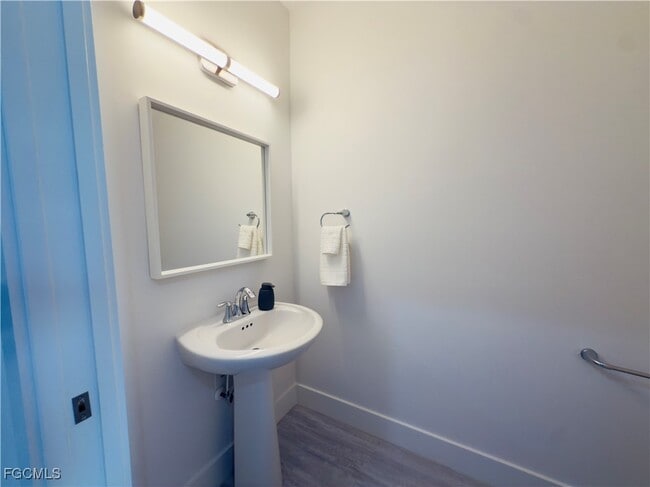 Building Photo - 5865 Shell Cove Drive