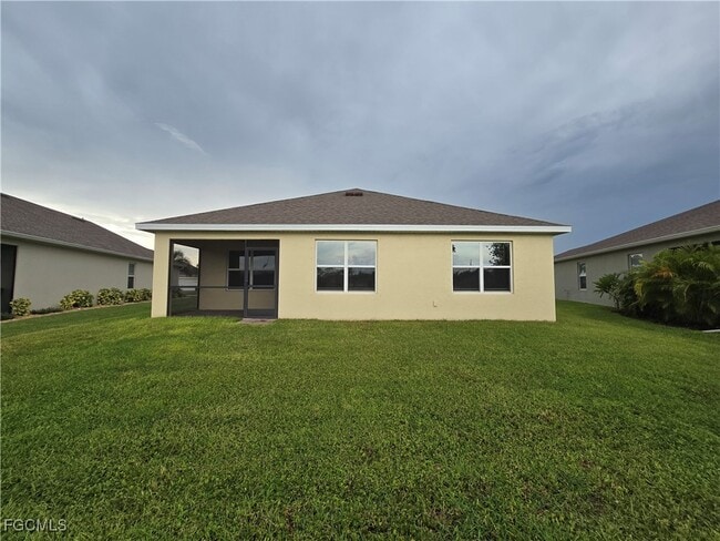 Building Photo - 3187 Estancia Ln