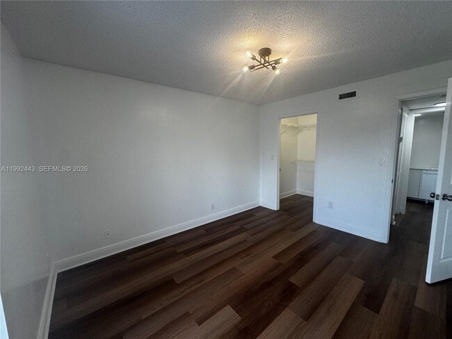 Building Photo - 5720 Rock Island Rd