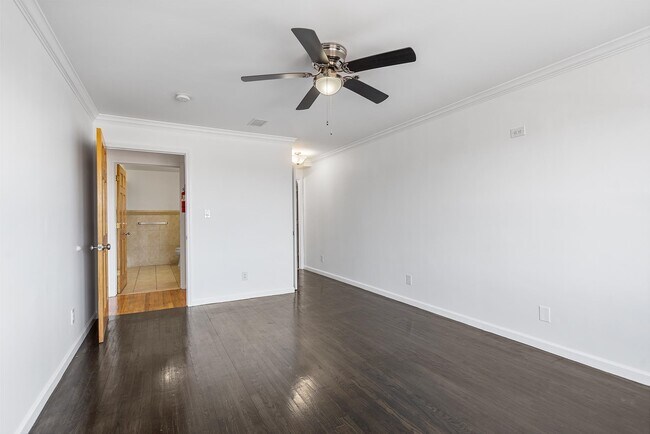Building Photo - 4401 Smith Ave