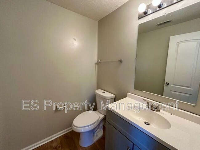 Building Photo - 5363 Shamus Dr