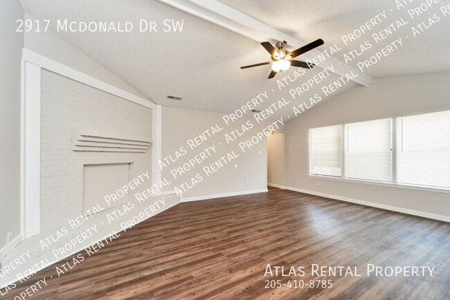 Building Photo - 2917 McDonald Dr SW