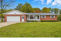 Building Photo - 3547 Lake Dr SE