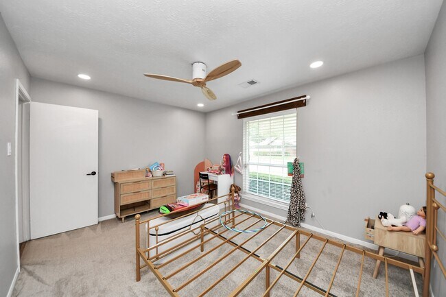 Building Photo - 20923 Moor Lily Ct