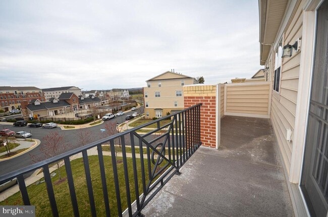 Building Photo - 22676 Verde Gate Terrace