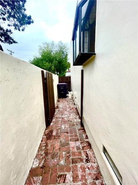 Building Photo - 3601 Cerritos Ave