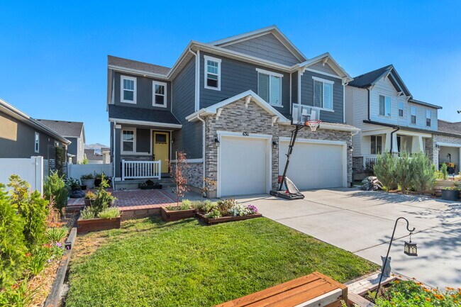 Building Photo - Upscale Home Available in Herriman