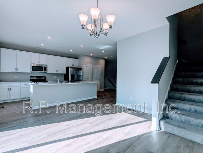 Building Photo - 2281 Polar Wy