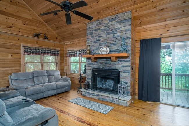 Building Photo - 124 Adair Dr