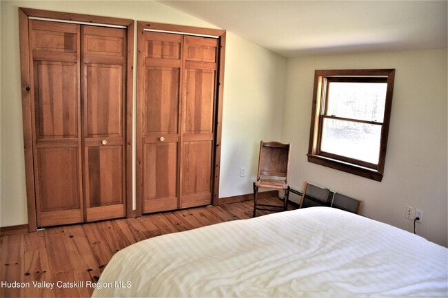 Building Photo - 219 Cherry Hill Rd