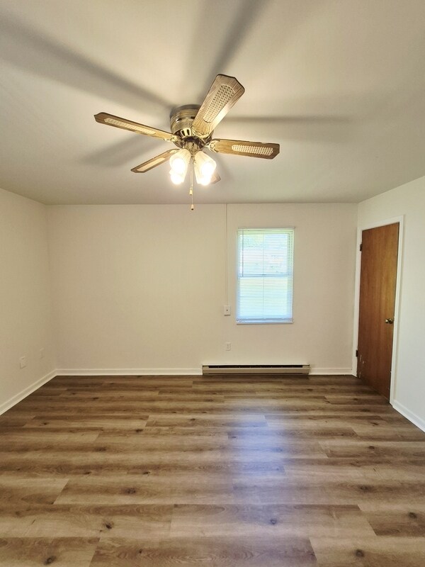 Building Photo - 1412 Blair St