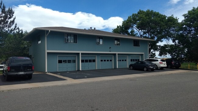 Building Photo - 1425 Bacchus Dr