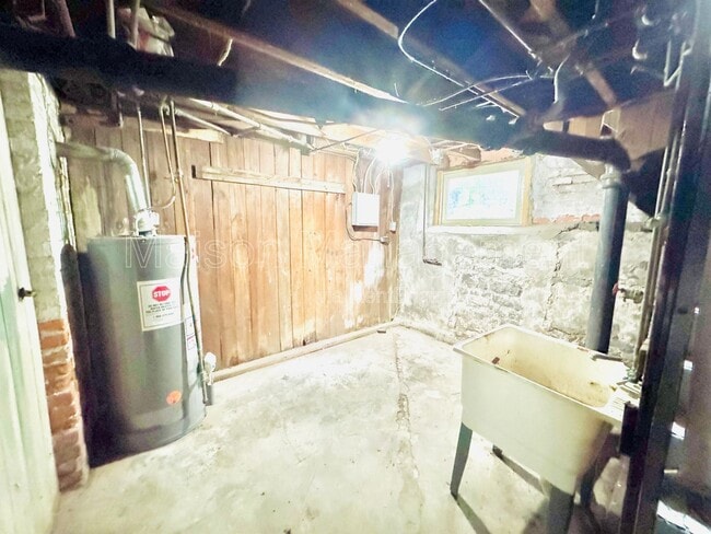 Building Photo - 507 Meigs St