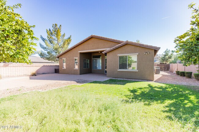 Building Photo - 13602 W Avalon Dr