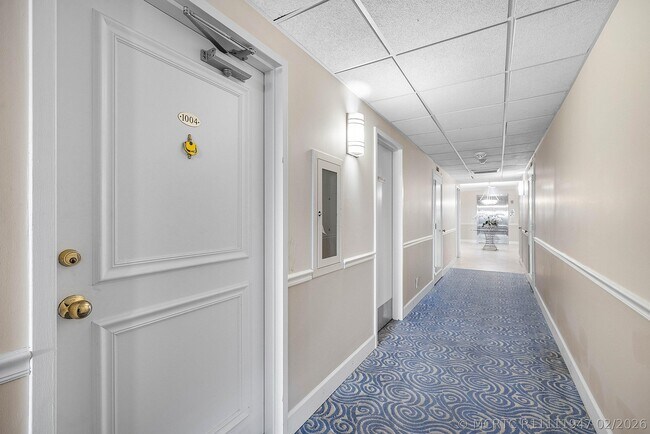 Building Photo - 2600 N Flagler Dr