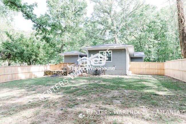 Building Photo - 2048 Flowerwood Trail