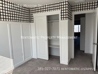 Building Photo - 10853 Big Meadow Dr