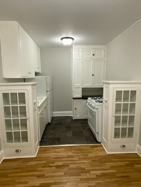 Building Photo - 488 Snelling Ave S