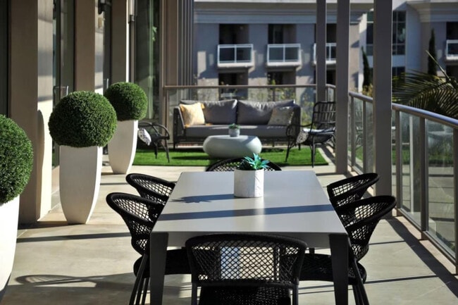 Building Photo - 2230 Qualcomm Way