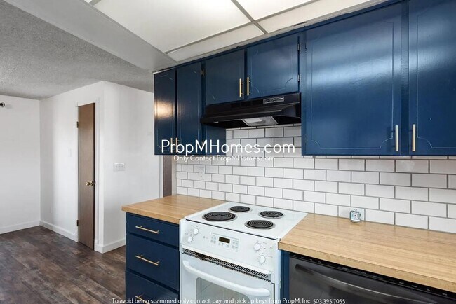 Building Photo - Updated Two Bedroom Home in Lafayette!