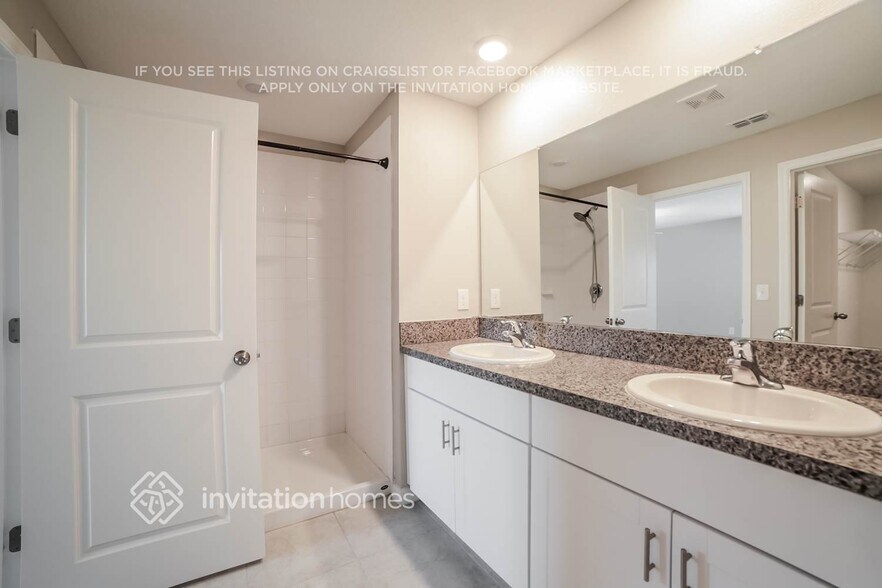 Building Photo - 1893 Crinkle Leaf Ct