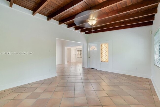 Building Photo - 10621 SW 111th St