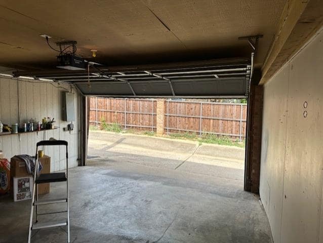 Building Photo - 4701 Sausalito Dr