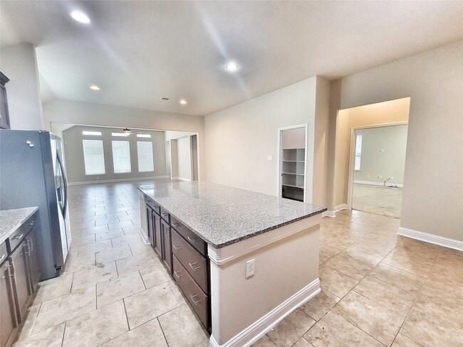 Building Photo - 4820 Piares Ln
