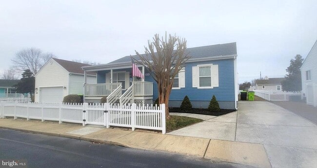 Building Photo - 38518 S Hampton Dr