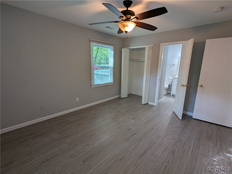 Building Photo - 10624 Sarata Ln