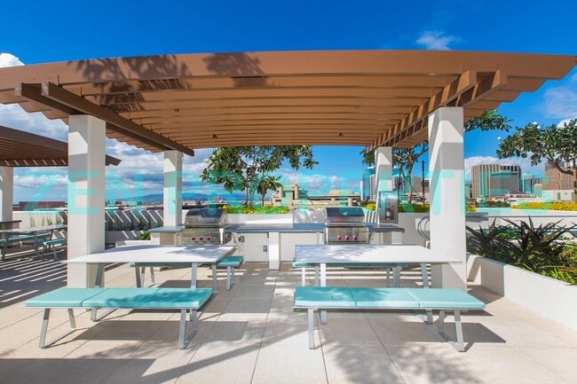 Building Photo - 1 bdrm/1 bath with 1 parking at Keauhou Pl...