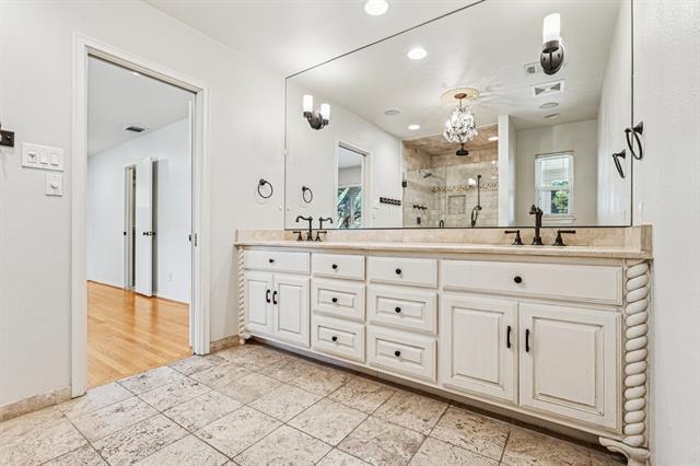 Building Photo - 5834 Melshire Dr