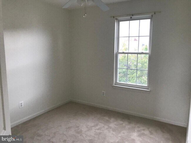 Building Photo - 11613 Amara Pl