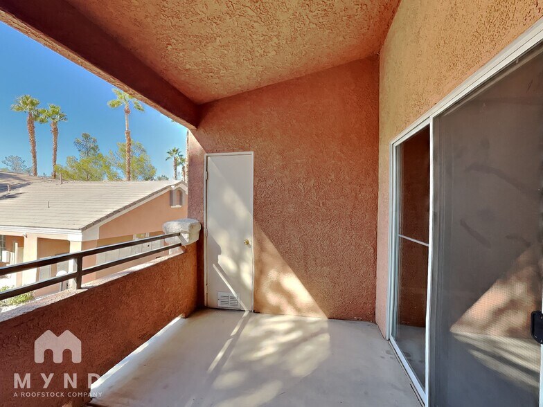 Building Photo - 7705 Constanso Ave