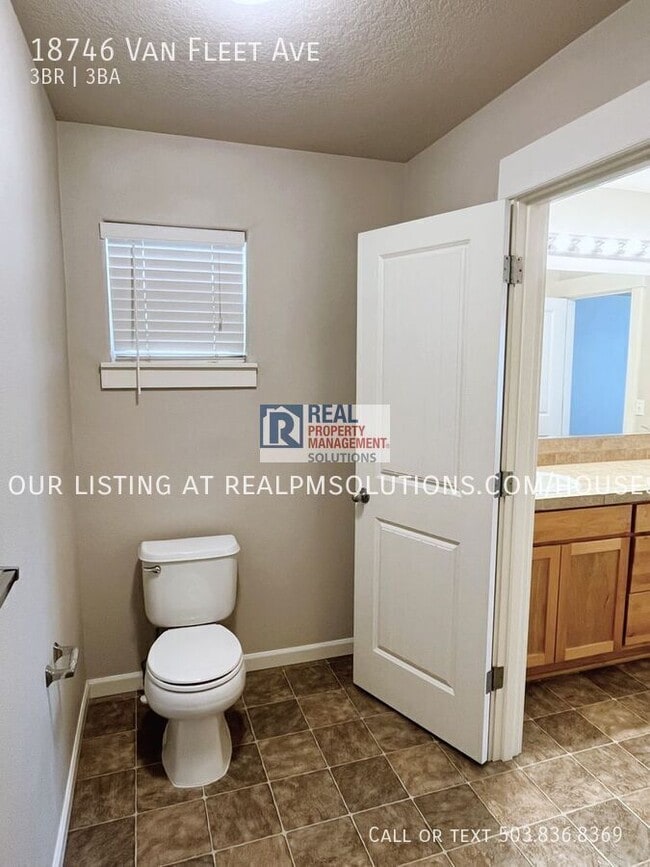 Building Photo - 18746 Van Fleet Ave