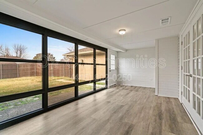 Building Photo - 4BR/2BA Lewisville Home — 1,931 Sq Ft, Modern Finishes & Flexible Bonus Space