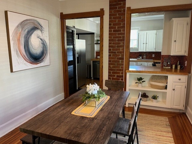 Building Photo - 1409 SW Plass Ave