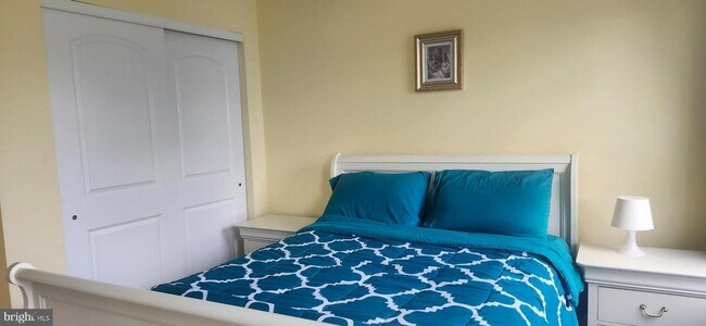 Building Photo - 2 Marchesi Dr