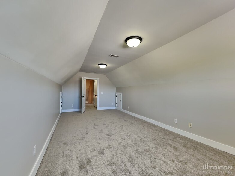 Building Photo - 105 Braddock Dr