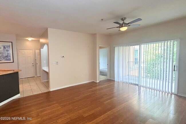 Building Photo - 535 Florida Club Blvd