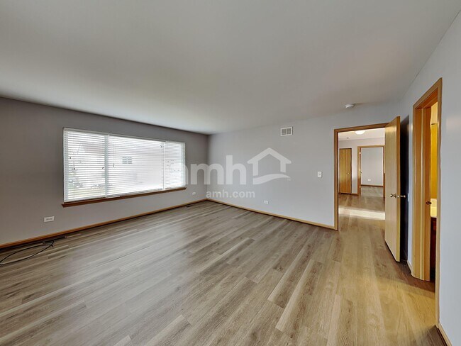 Building Photo - 39234 N Ogden Ln