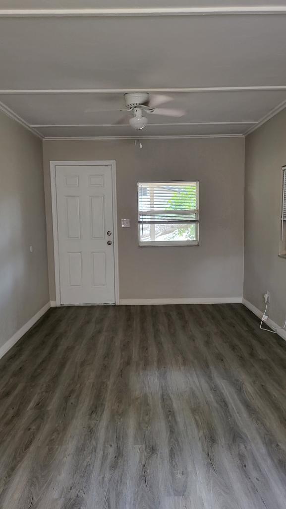 Building Photo - 230 Delray Ave