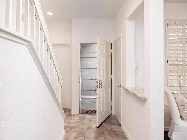 Building Photo - 522 Shoal Cir