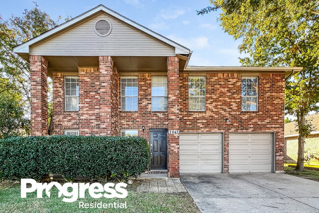 Primary Photo - 2843 Red Oak Dr