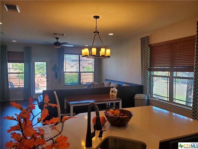 Building Photo - 2081 Turkey Creek