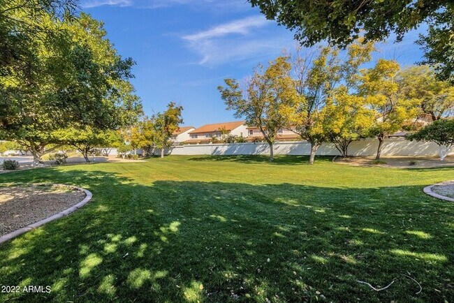 Building Photo - Marshall Ranch Five Bedroom