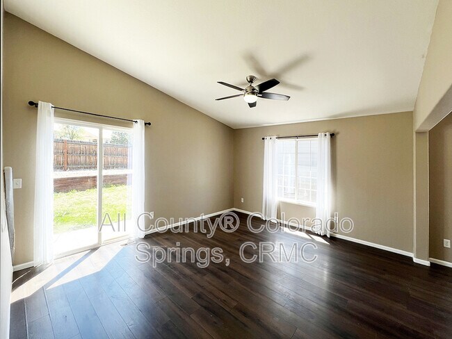 Building Photo - 14345 Woodrock Path