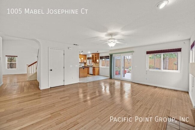 Building Photo - 1005 Mabel Josephine Ct