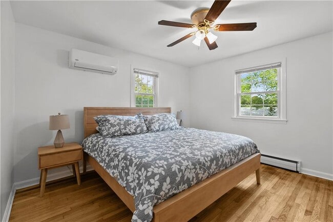 Building Photo - 12 Granada Ter