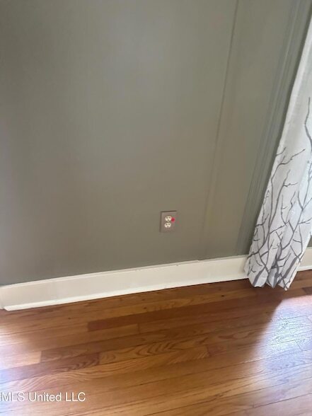 Building Photo - 3564 Cowan Pl